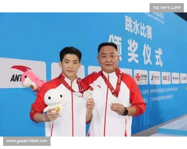 全运会颁奖仪式现感人一幕，商竣程获银牌落泪不言败