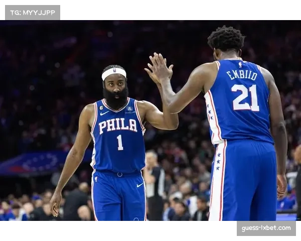 述评：季后赛对阵格局体现“风格制衡”，高大化阵容与极致空间阵容将迎来正面碰撞。